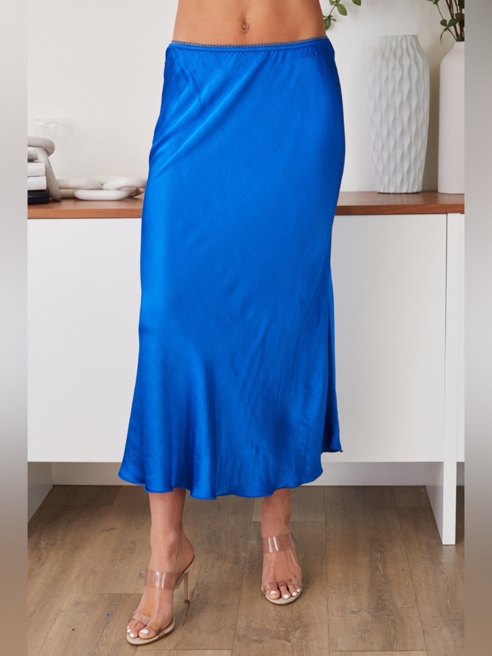 (9298/235110-ROY) SOLID ELASTIC LACE TRIM WAIST SILKY VISCOSE MAXI SKIRT